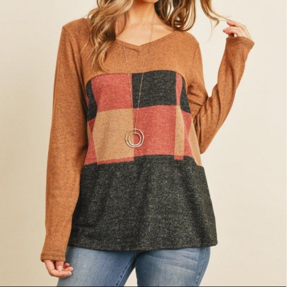 PERFECT PEACH Colorblock Long Sleeve Shirt Size Small Soft Cozy Casual